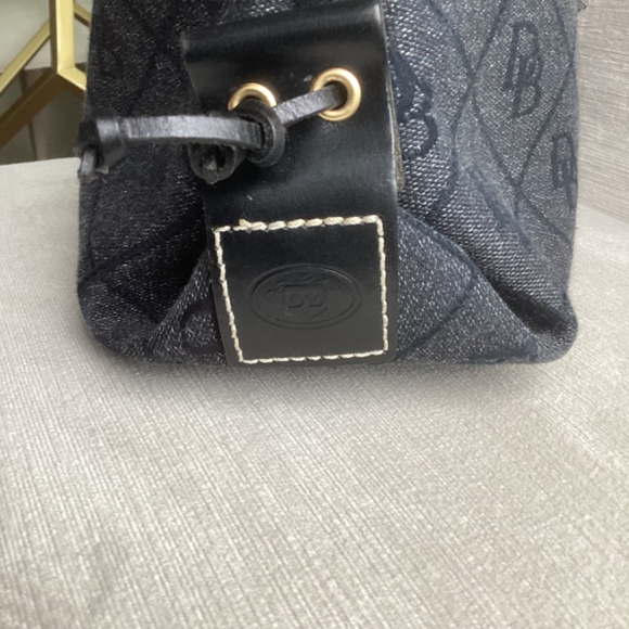 Dooney & Bourke Large black satchel monogram Tote Bag - Picture 4 of 11